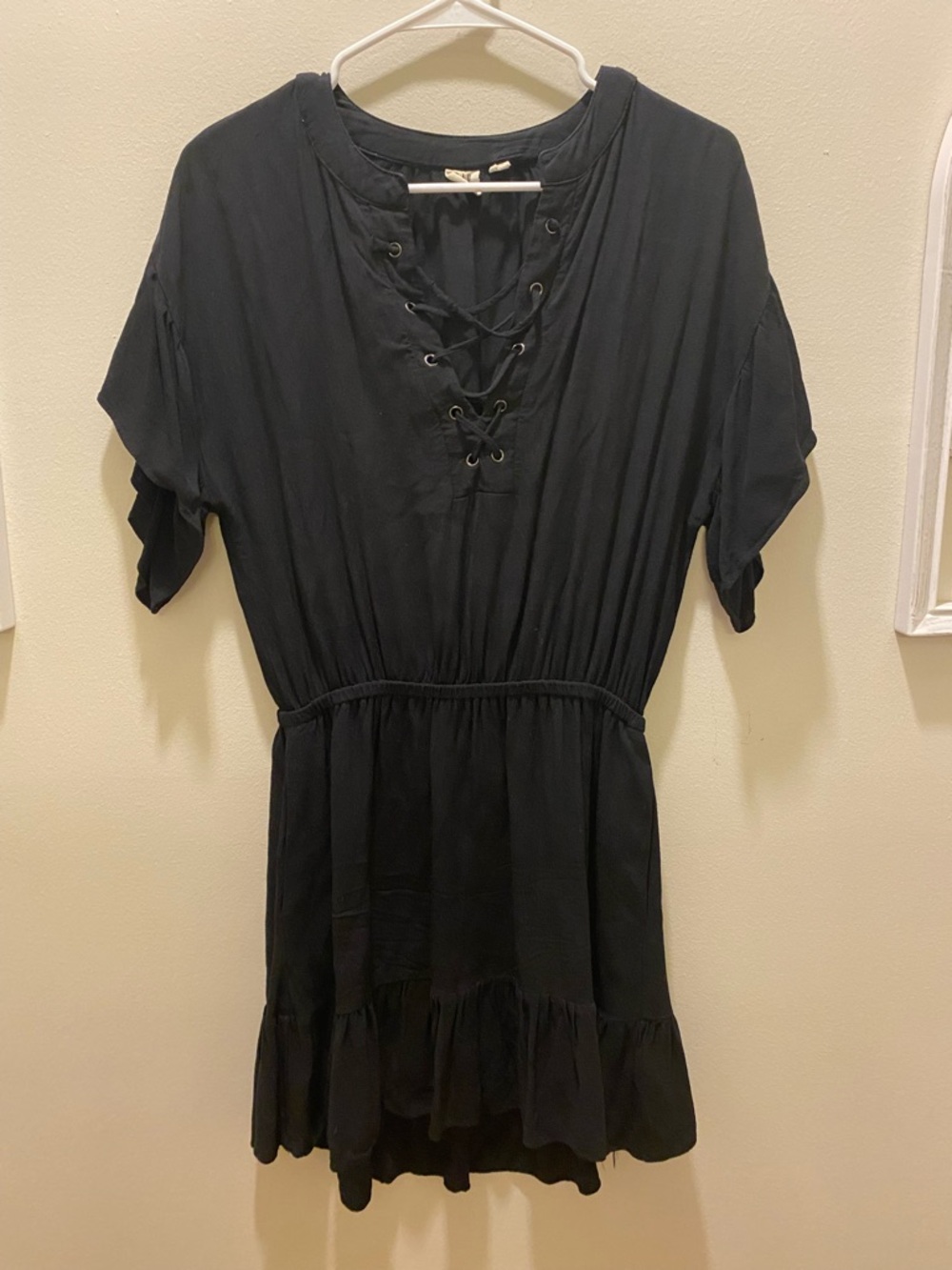 ‼️2 for $10‼️ Black Lace-Up Short Sleeve Women's Dress